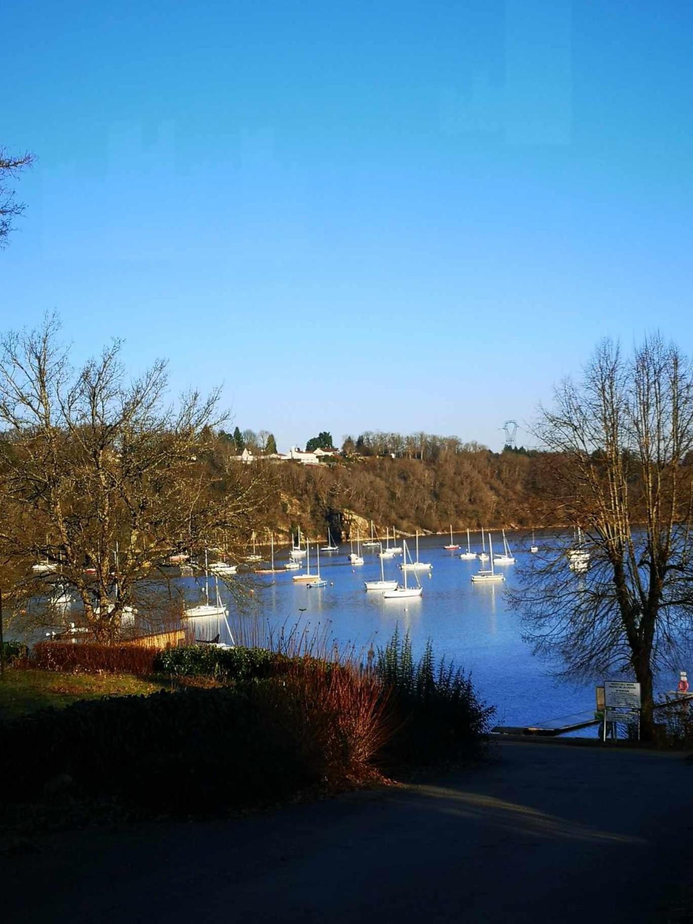 Essenciel Du Lac III Eguzon-Chantome Esterno foto